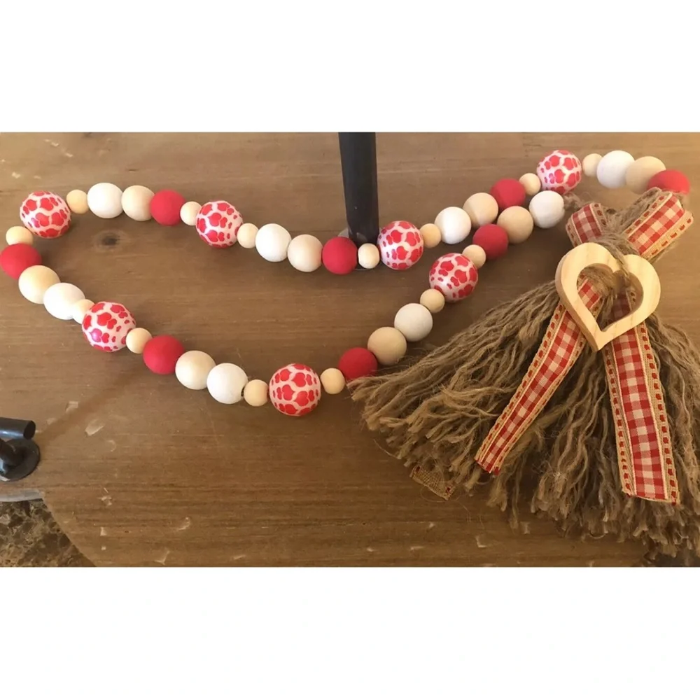 Valentine‘s Day Wood Bead Garland Farmhouse Tiered Tray Decoration‎ Beads